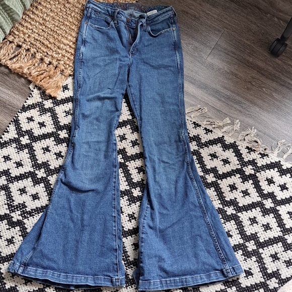 Wrangler High Rise Trumpet Flares - Picture 7 of 7